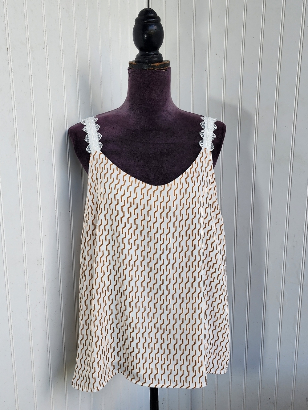 Nordstrom Rack Yellow Lace Strap Camisole Tank Top Womens Sleeveless Size L